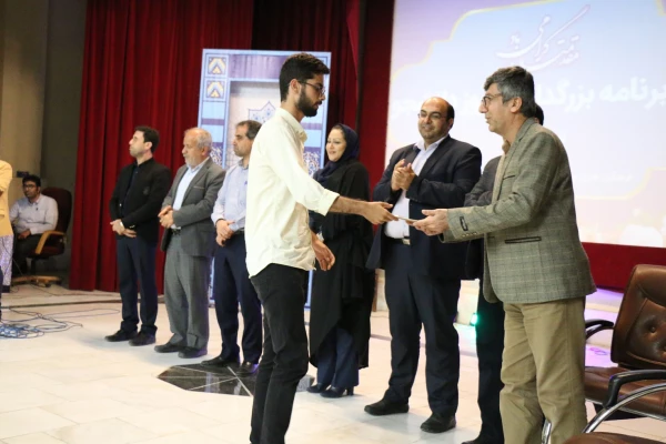 جشن بزرگ روز دانشجو با حضور رئیس، مسئولان و دانشجومعلمان دانشگاه فرهنگیان استان بوشهر 14