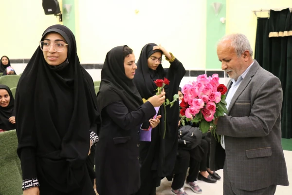 جشن بزرگ روز دانشجو با حضور رئیس، مسئولان و دانشجومعلمان دانشگاه فرهنگیان استان بوشهر 34