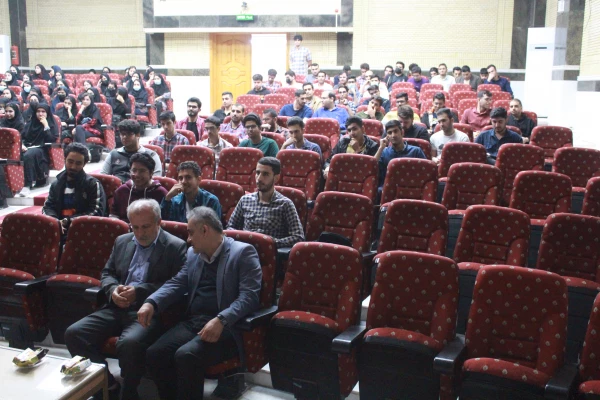 کارگاه آموزشی «کلاس زبان انگلیسی: جایگاهی برای پرورش همه جانبه ی فراگیران" برگزار شد 6