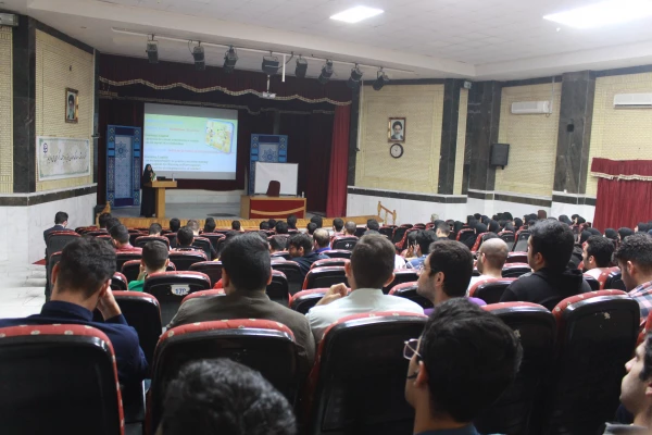 کارگاه آموزشی «کلاس زبان انگلیسی: جایگاهی برای پرورش همه جانبه ی فراگیران" برگزار شد 14