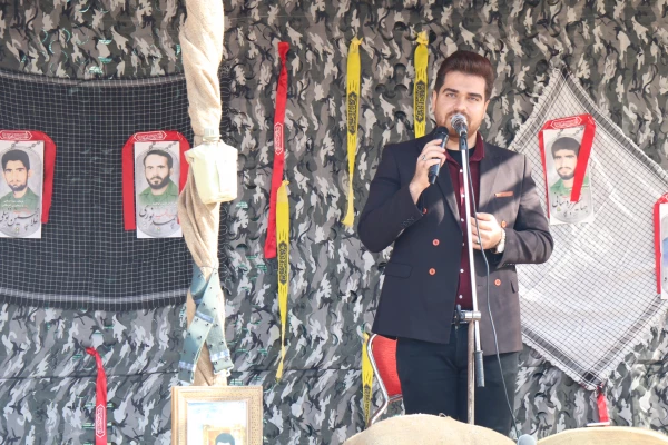 آئین استقبال و تشییع آلاله گمنام دفاع مقدس با حضور هیات رئیسه، کارکنان و دانشجومعلمان دانشگاه فرهنگیان استان بوشهر در پردیس علامه طباطبایی برگزار شد. 3