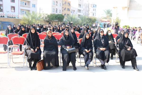 آئین استقبال و تشییع آلاله گمنام دفاع مقدس با حضور هیات رئیسه، کارکنان و دانشجومعلمان دانشگاه فرهنگیان استان بوشهر در پردیس علامه طباطبایی برگزار شد. 7