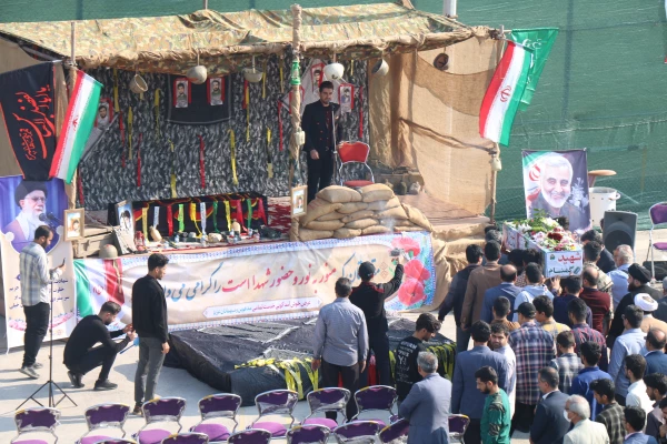 آئین استقبال و تشییع آلاله گمنام دفاع مقدس با حضور هیات رئیسه، کارکنان و دانشجومعلمان دانشگاه فرهنگیان استان بوشهر در پردیس علامه طباطبایی برگزار شد. 18