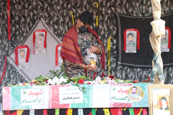 آئین استقبال و تشییع آلاله گمنام دفاع مقدس با حضور هیات رئیسه، کارکنان و دانشجومعلمان دانشگاه فرهنگیان استان بوشهر در پردیس علامه طباطبایی برگزار شد. 19