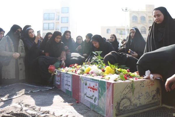 آئین استقبال و تشییع آلاله گمنام دفاع مقدس با حضور هیات رئیسه، کارکنان و دانشجومعلمان دانشگاه فرهنگیان استان بوشهر در پردیس علامه طباطبایی برگزار شد. 28