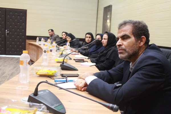 رئیس دانشگاه فرهنگیان استان بوشهر در نشست با اصحاب رسانه استان بر لزوم تقویت زیرساخت ها و هیات علمی تاکید و گفت که تربیت تمام ساحتی دانشجویان از رویکردهای دانشگاه است. 26