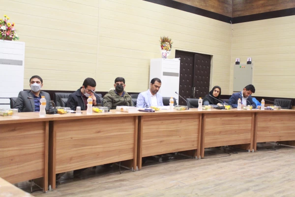 رئیس دانشگاه فرهنگیان استان بوشهر در نشست با اصحاب رسانه استان بر لزوم تقویت زیرساخت ها و هیات علمی تاکید و گفت که تربیت تمام ساحتی دانشجویان از رویکردهای دانشگاه است. 27