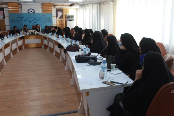 رویداد گفتمانی قیام جوانان در لبیک به دعوت امام امت در بیانیه گام دوم در دانشگاه فرهنگیان استان بوشهر برگزار شد.  9