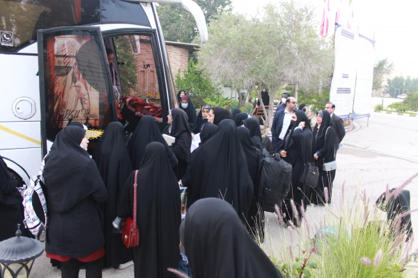 رئیس دانشگاه فرهنگیان استان بوشهر از اعزام کاروان دانشجویی دانشگاه فرهنگیان این استان به اردوی راهیان نور مقاومت کرمان خبر داد. 11