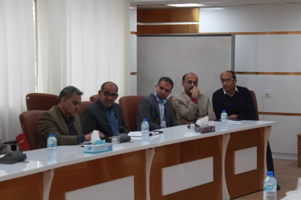 نشست تخصصی علوم انسانی اسلامی با حضور عضو هیات علمی موسسه آموزشی پژوهشی امام خمینی (ره) در دانشگاه فرهنگیان استان بوشهر برگزار شد. 6