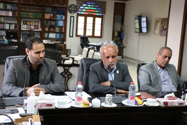 جلسه هیات امنای دانشگاه فرهنگیان بوشهر، با حضور رئیس دانشگاه فرهنگیان برگزار شد. 9