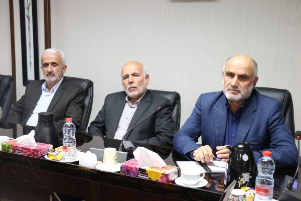 جلسه هیات امنای دانشگاه فرهنگیان بوشهر، با حضور رئیس دانشگاه فرهنگیان برگزار شد. 10