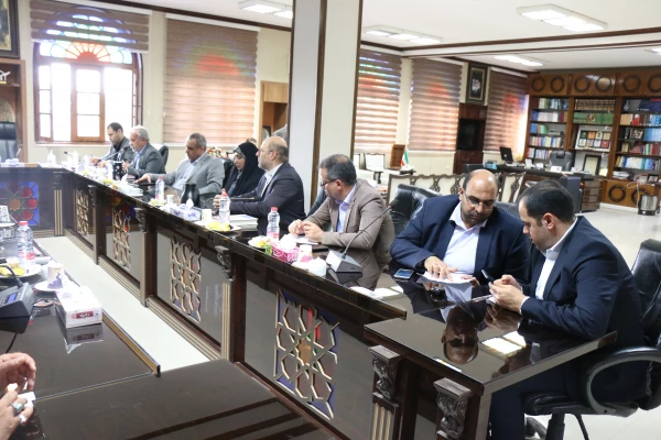 جلسه هیات امنای دانشگاه فرهنگیان بوشهر، با حضور رئیس دانشگاه فرهنگیان برگزار شد. 19