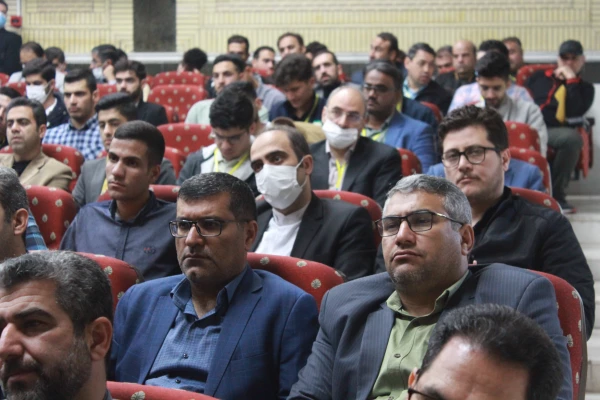 با حضور معاون دانشجویی دانشگاه فرهنگیان هشتمین دوره بالندگی حرفه ای کارشناسان و متخصصین تربیت بدنی و پنجمین همایش کشوری انجمن های ورزش دانشجویی خوابگاهی دانشگاه فرهنگیان در بوشهر آغاز شد. 28