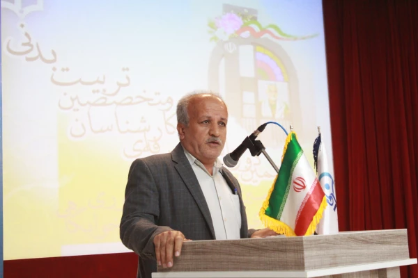 رئیس دانشگاه فرهنگیان استان بوشهر با بیان اینکه مقوله تربیت بدنی و سلامت بسیار مهم است، گفت: نقش تربیت بدنی در جامعه امروز کم نظیر است. 4