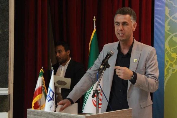 رئیس دانشگاه فرهنگیان استان بوشهر با بیان اینکه مقوله تربیت بدنی و سلامت بسیار مهم است، گفت: نقش تربیت بدنی در جامعه امروز کم نظیر است. 15