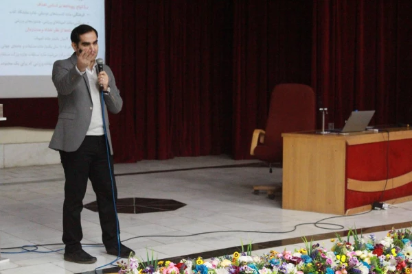 در هشتیمن دوره بالندگی کارشناسان تربیت بدنی پنجمین همایش کشوری انجمن های ورزش دانشجویی خوابگاهی کارگاه مدیریت رویدادهای ورزشی برگزار شد. 5