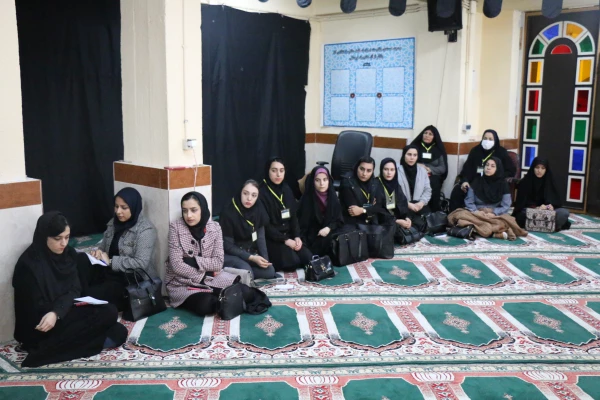 
با حضور مدیرکل تربیت بدنی دانشگاه فرهنگیان کارگاه بارش فکری در هشتمین دوره بالندگی کارشناسان و متخصصین تربیت بدنی و پنجمین همایش کشوری انجمن های ورزش دانشجویی خوابگاهی به میزبانی دانشگاه فرهنگیان استان بوشهر برگزار شد.  8