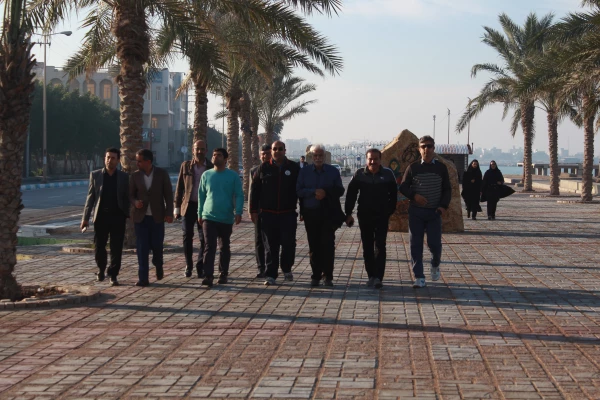 همایش پیاده روی صبحگاهی کارکنان دانشگاه فرهنگیان استان بوشهر در ساحل نیلگون خلیج فارس برگزار شد. 7