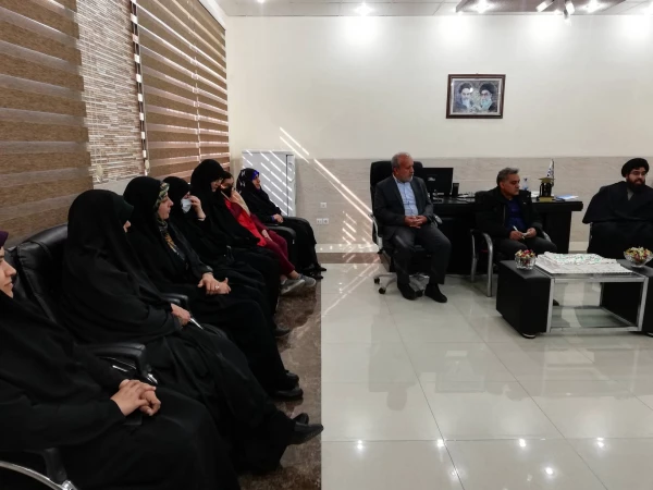 
به مناسبت میلاد حضرت فاطمه (س) و روز زن از بانوان شاغل در دانشگاه فرهنگیان استان بوشهر در مدیریت استانی تجلیل شد. 2