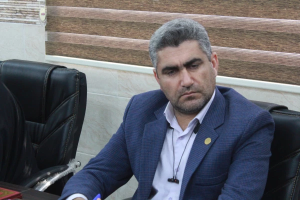 با حضور روسای دانشگاه فرهنگیان و کتابخانه های عمومی استان بوشهر، تفاهم نامه همکاری میان دانشگاه فرهنگیان و کتابخانه های عمومی این استان امضا شد. 7