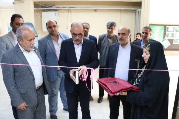 با حضور معاون مدیرکل فرهنگی دانشگاه فرهنگیان، دارالقرآن پردیس علامه طباطبایی دانشگاه فرهنگیان استان بوشهر افتتاح شد. 3