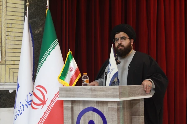 با حضور مسئولان و مدرسان دانشگاه فرهنگیان استان بوشهر، سومین نشست شورای عمومی مدرسان سال جاری در سالن همایش پردیس علامه طباطبایی برگزار شد. 5