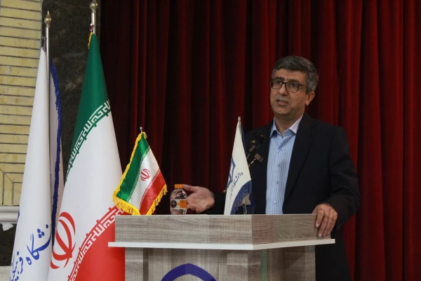 با حضور مسئولان و مدرسان دانشگاه فرهنگیان استان بوشهر، سومین نشست شورای عمومی مدرسان سال جاری در سالن همایش پردیس علامه طباطبایی برگزار شد. 10