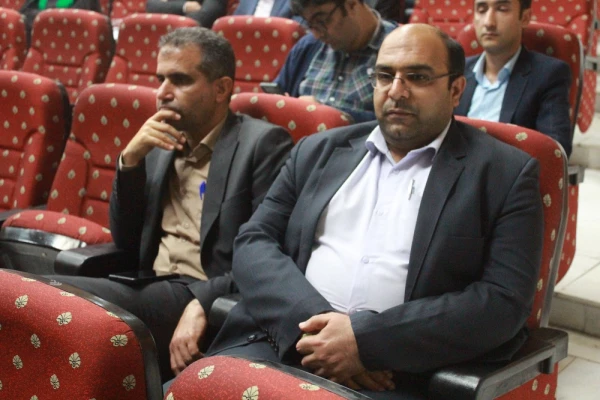 با حضور مسئولان و مدرسان دانشگاه فرهنگیان استان بوشهر، سومین نشست شورای عمومی مدرسان سال جاری در سالن همایش پردیس علامه طباطبایی برگزار شد. 12