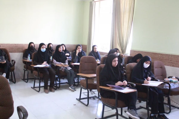 رئیس دانشگاه فرهنگیان استان بوشهر:
دوره ملی آموزشی تربیتی با رویکرد معارف نماز در حال برگزاری است 18