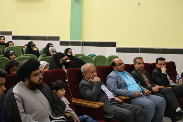 رئیس دانشگاه فرهنگیان استان بوشهر:
جشن ازدواج دانشجویی 48 زوج دانشجوی این دانشگاه برگزار شد
 5