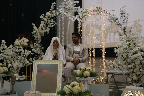 رئیس دانشگاه فرهنگیان استان بوشهر:
جشن ازدواج دانشجویی 48 زوج دانشجوی این دانشگاه برگزار شد
 7