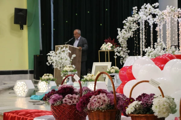 رئیس دانشگاه فرهنگیان استان بوشهر:
جشن ازدواج دانشجویی 48 زوج دانشجوی این دانشگاه برگزار شد
 8