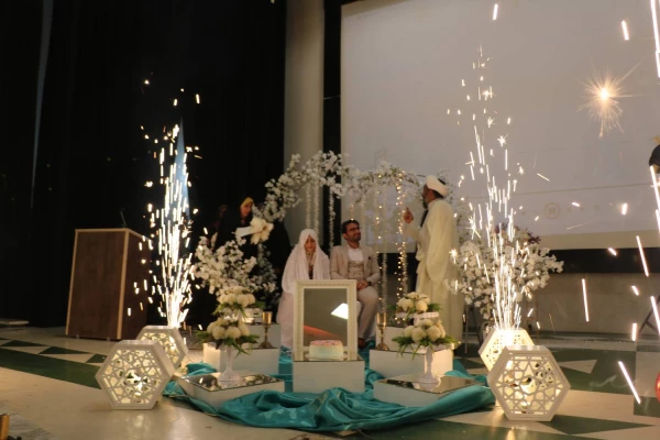 رئیس دانشگاه فرهنگیان استان بوشهر:
جشن ازدواج دانشجویی 48 زوج دانشجوی این دانشگاه برگزار شد
 4