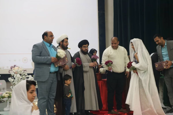 رئیس دانشگاه فرهنگیان استان بوشهر:
جشن ازدواج دانشجویی 48 زوج دانشجوی این دانشگاه برگزار شد
 21