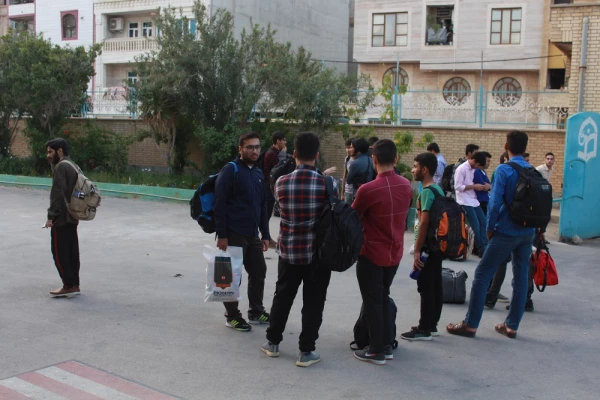 با حضور رئیس دانشگاه فرهنگیان استان بوشهر؛
دانشجومعلمان این دانشگاه به اردوی راهیان نور اعزام شدند 2