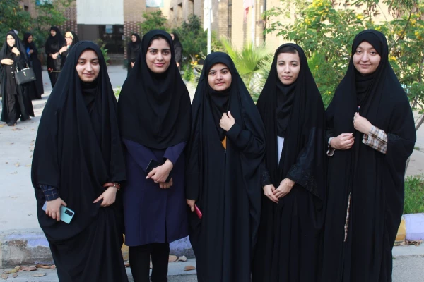 با حضور رئیس دانشگاه فرهنگیان استان بوشهر؛
دانشجومعلمان این دانشگاه به اردوی راهیان نور اعزام شدند 8