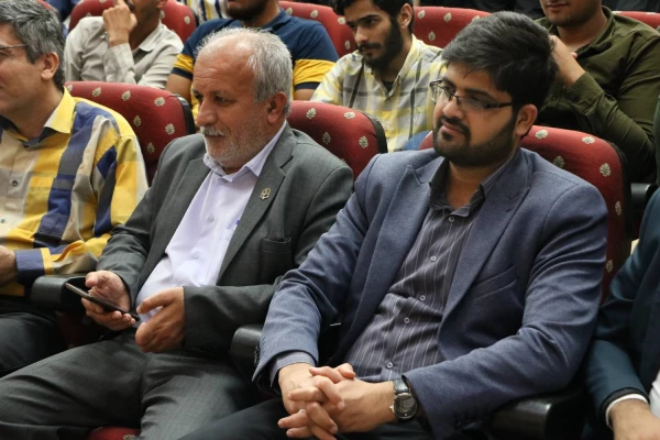 با حضور مسئولان و دانشجویان دانشگاه فرهنگیان استان بوشهر؛
جشن بزرگ میلاد امام زمان (عج) برگزار شد 10