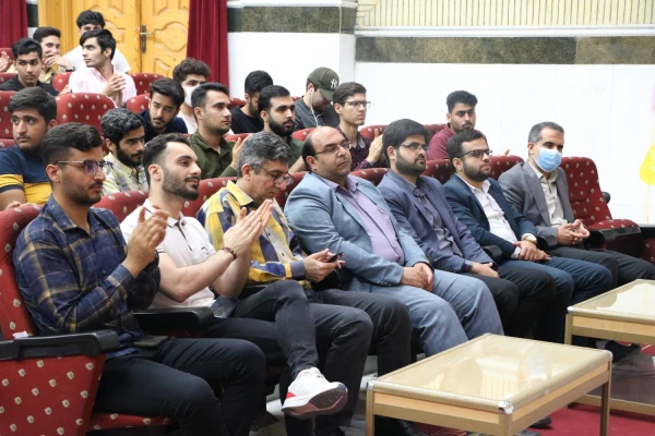 با حضور مسئولان و دانشجویان دانشگاه فرهنگیان استان بوشهر؛
جشن بزرگ میلاد امام زمان (عج) برگزار شد 11