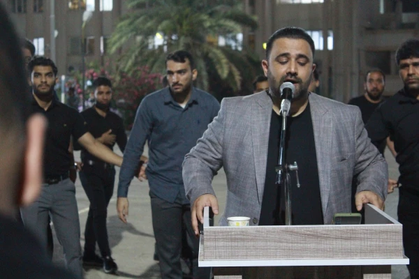 
برای نخستین بار در دانشگاه فرهنگیان استان بوشهر؛
آئین سینه زنی سنتی بوشهری با حضور یکی از مداحان برجسته استان برگزار شد 6