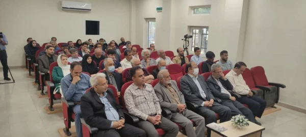 
به کوشش استاد دانشگاه فرهنگیان استان بوشهر؛
کتاب اشعار علامه سید عبدالله بلادی بوشهری رونمایی شد 3