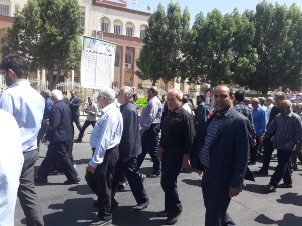 با حضور پرشور مجموعه دانشگاه فرهنگیان استان بوشهر؛راهپیمایی روز قدس در بوشهر برگزار شد                 4