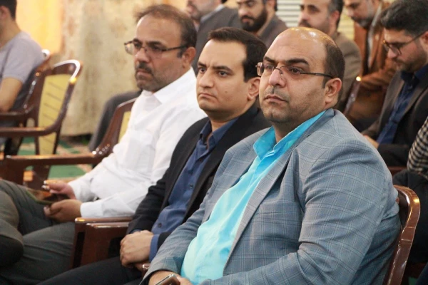 با حضور گسترده مسئولان،اساتید، کارکنان و دانشجویان دانشگاه فرهنگیان استان بوشهر؛
دیدار رمضانی دانشگاهیان استان با نماینده ولی فقیه در استان و امام جمعه بوشهر برگزار شد 6