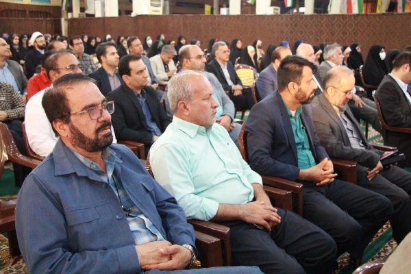 با حضور گسترده مسئولان،اساتید، کارکنان و دانشجویان دانشگاه فرهنگیان استان بوشهر؛
دیدار رمضانی دانشگاهیان استان با نماینده ولی فقیه در استان و امام جمعه بوشهر برگزار شد 8