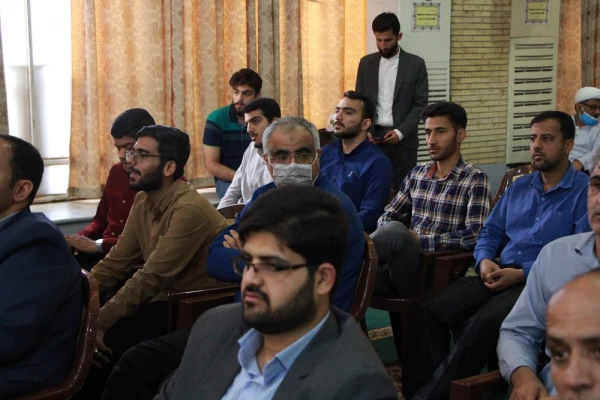 با حضور گسترده مسئولان،اساتید، کارکنان و دانشجویان دانشگاه فرهنگیان استان بوشهر؛
دیدار رمضانی دانشگاهیان استان با نماینده ولی فقیه در استان و امام جمعه بوشهر برگزار شد 16