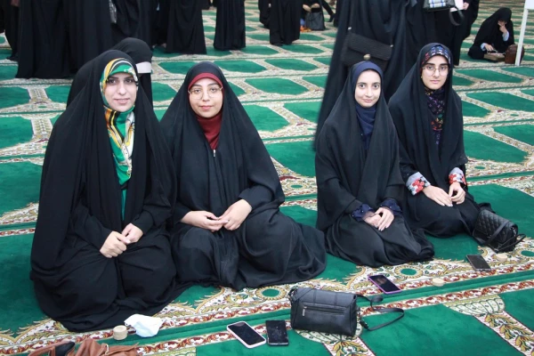 با حضور گسترده مسئولان،اساتید، کارکنان و دانشجویان دانشگاه فرهنگیان استان بوشهر؛
دیدار رمضانی دانشگاهیان استان با نماینده ولی فقیه در استان و امام جمعه بوشهر برگزار شد 33