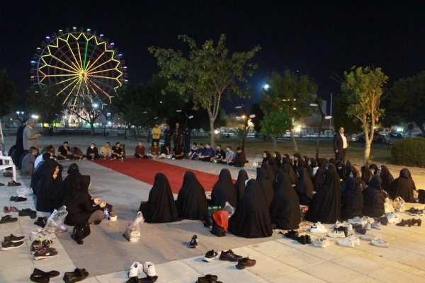 در مزار شهدای خوشنام بوستان شغاب بوشهر؛
مراسم ضیافت شهدا دانشگاه فرهنگیان استان بوشهر برگزار شد 8