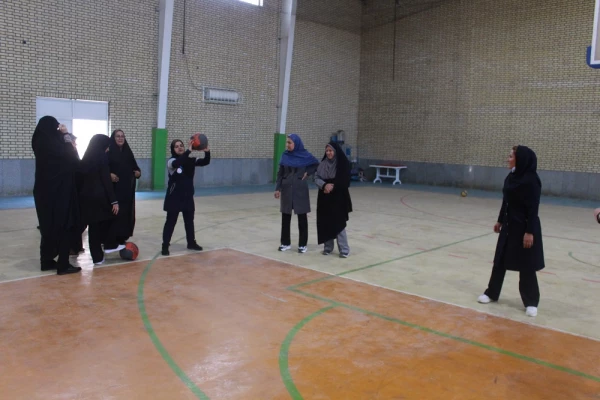 در دانشگاه فرهنگیان استان بوشهر؛
جشنواره ورزشی جام رمضان کارکنان برگزار شد 9