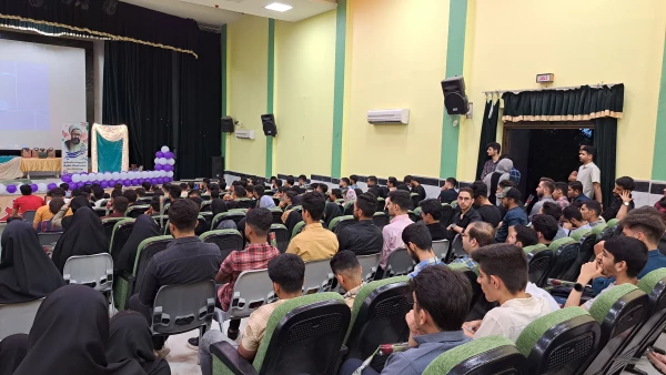 رئیس پردیس بنت الهدی صدر بوشهر: 
معلم کلید توسعه کشور است 8