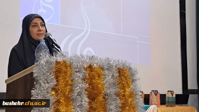 رئیس پردیس بنت الهدی صدر بوشهر: 
معلم کلید توسعه کشور است